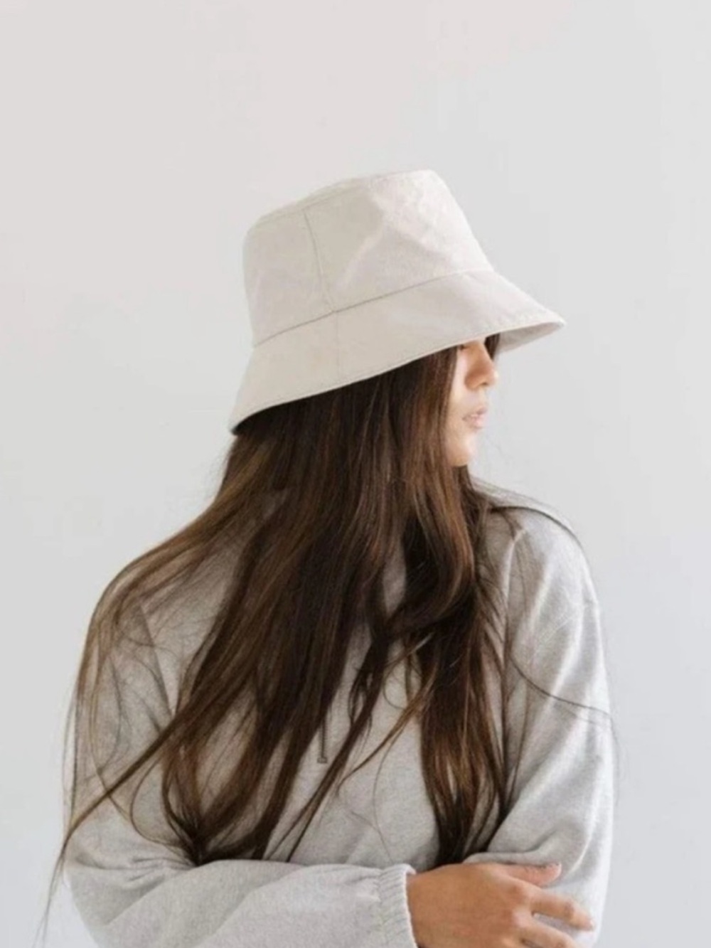 GIGI PIP Cream Bucket Hat - Minimal Everyday Style